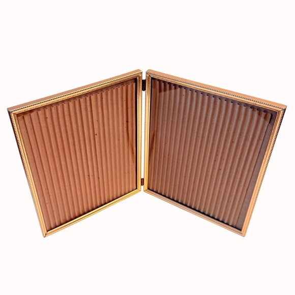 Gold Tone Double Hinged Picture Frame VTG Chic Photos Ornate Edging 8" x 10" - Picture 3 of 13